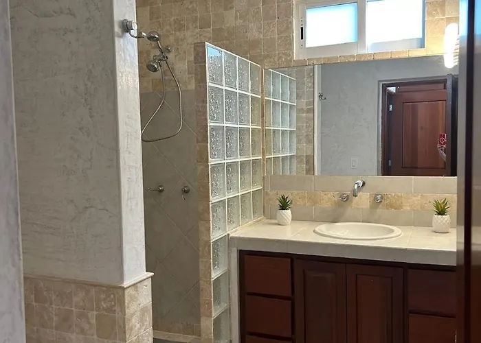 Cielo Azul | 3br Steps From Pool Villa